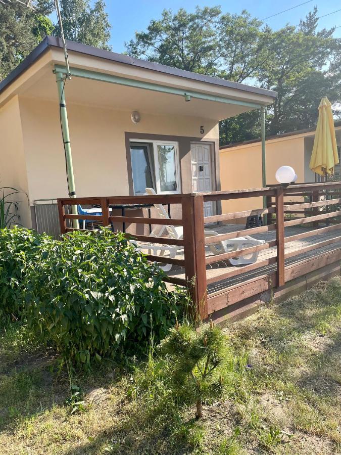 Osrodek Wypoczynkowy Flora Hotel Firlej Luaran gambar